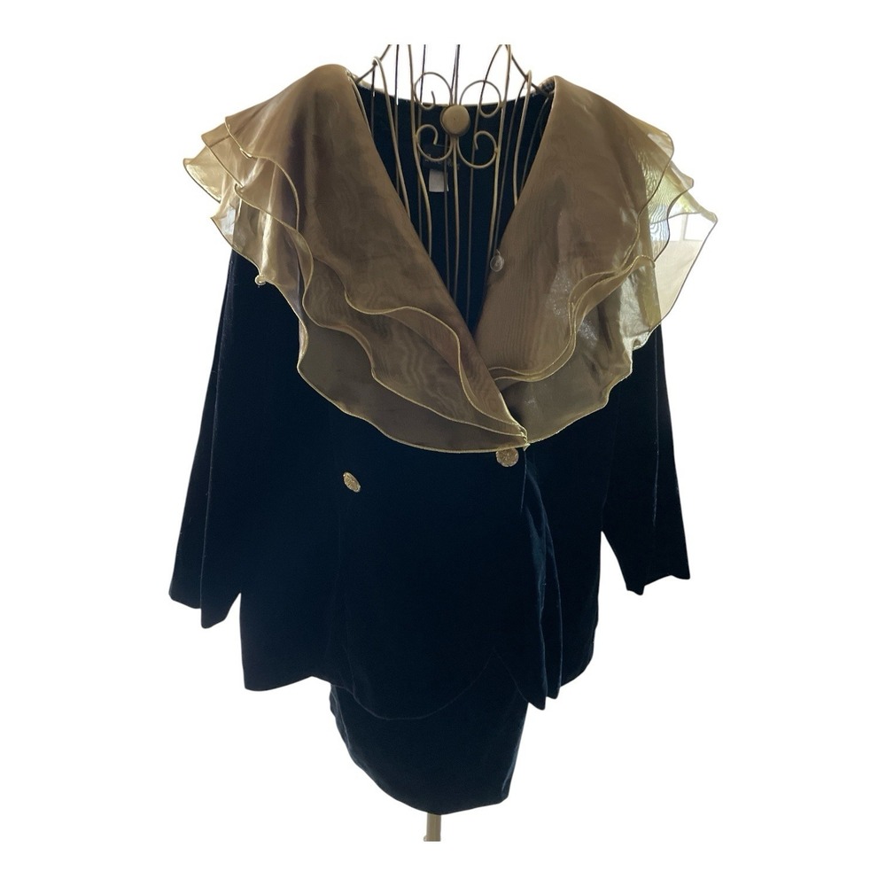 Vintage David Rose 2 Piece Suit Absolutely Stunning And Rare Gold And Black - Picture 2 of 7